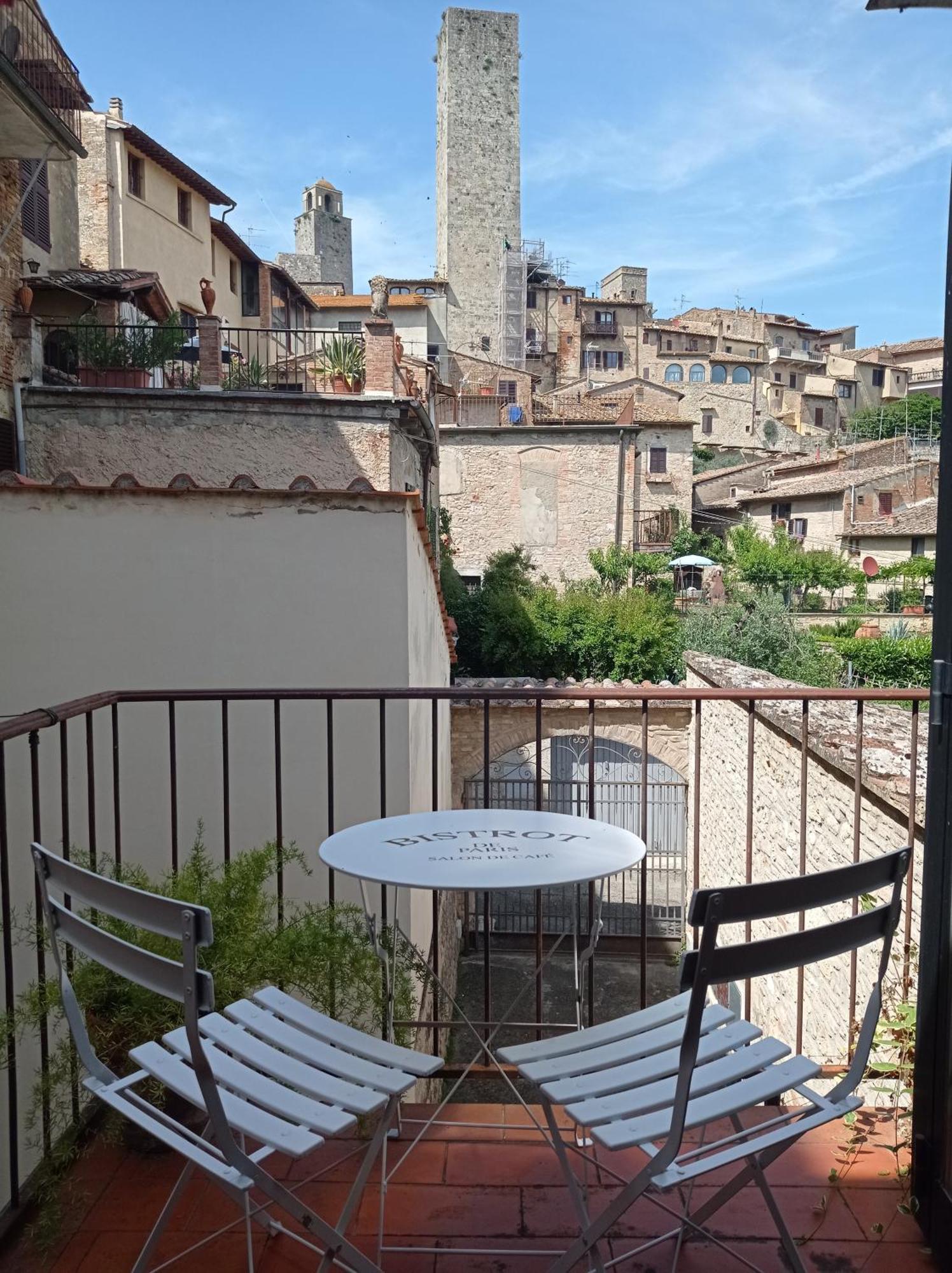 Affittacamere Chiti Melania San Gimignano Exterior foto